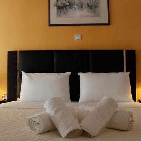 Serenity Apartment Kalamata Extérieur photo